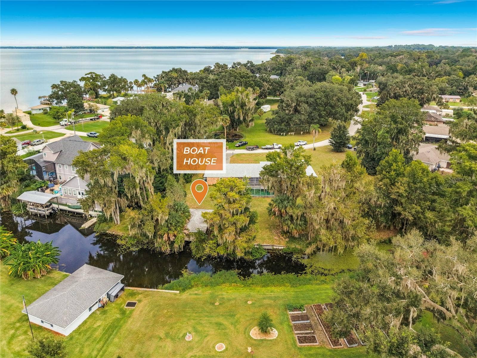 8038 SPRING DRIVE, Yalaha, FL 34797 8038 SPRING DRIVE, Yalaha, FL 34797