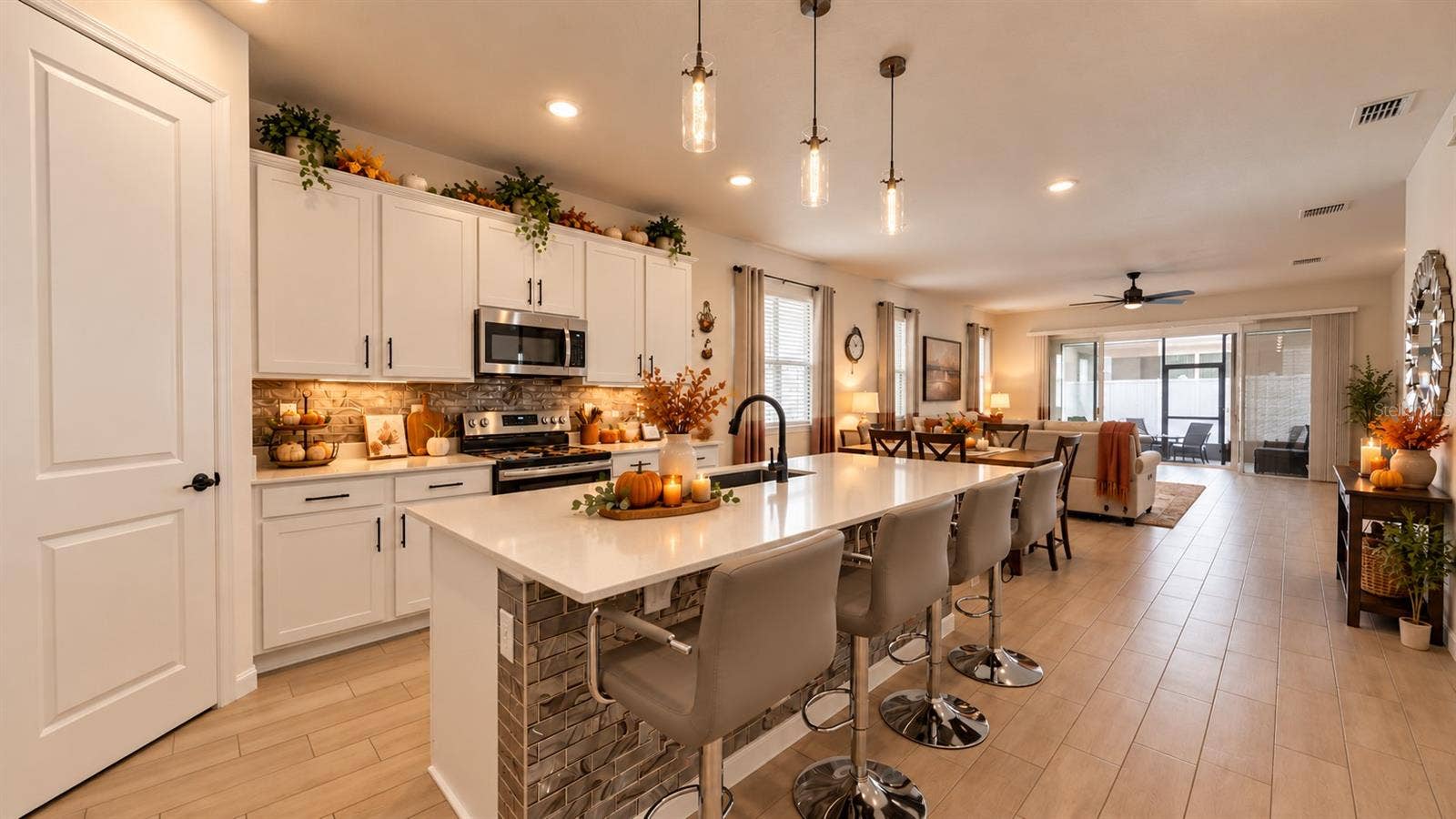 2303 JAGGER LANE, Winter Haven, FL 33880 Kitchen