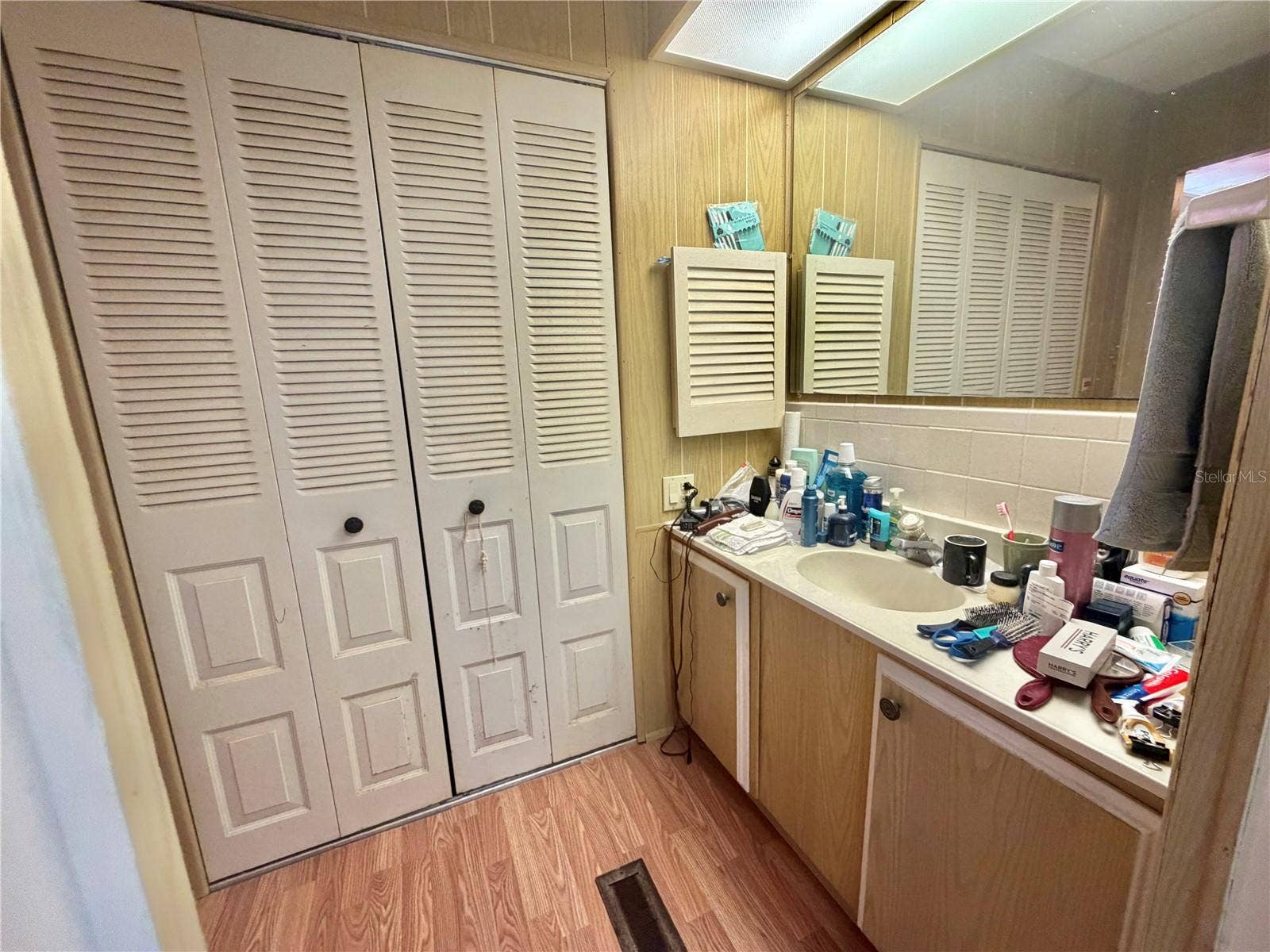 355 HAWTHORNE BOULEVARD, Leesburg, FL 34748