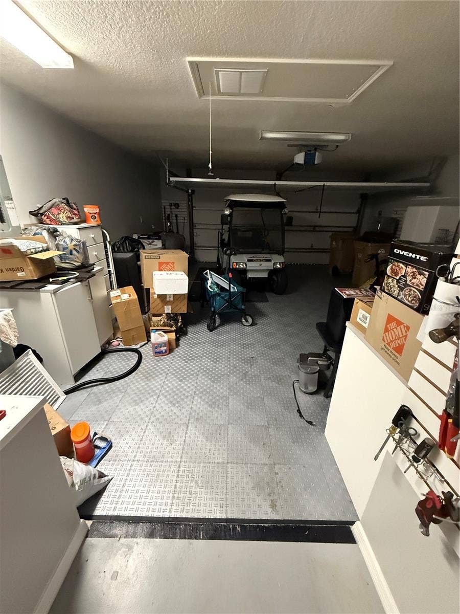 24907 CRANES ROOST CIRCLE, Leesburg, FL 34748 garage / man cave