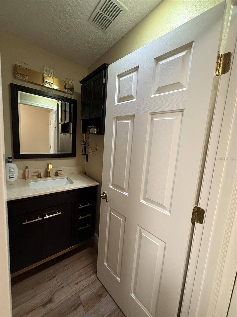 24907 CRANES ROOST CIRCLE, Leesburg, FL 34748 24907 CRANES ROOST CIRCLE, Leesburg, FL 34748
