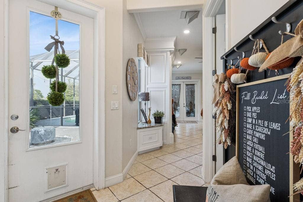 1066 CEASARS CT, Mount Dora, FL 32757 1066 CEASARS CT, Mount Dora, FL 32757