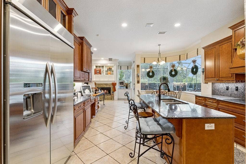 1066 CEASARS CT, Mount Dora, FL 32757 Kitchen