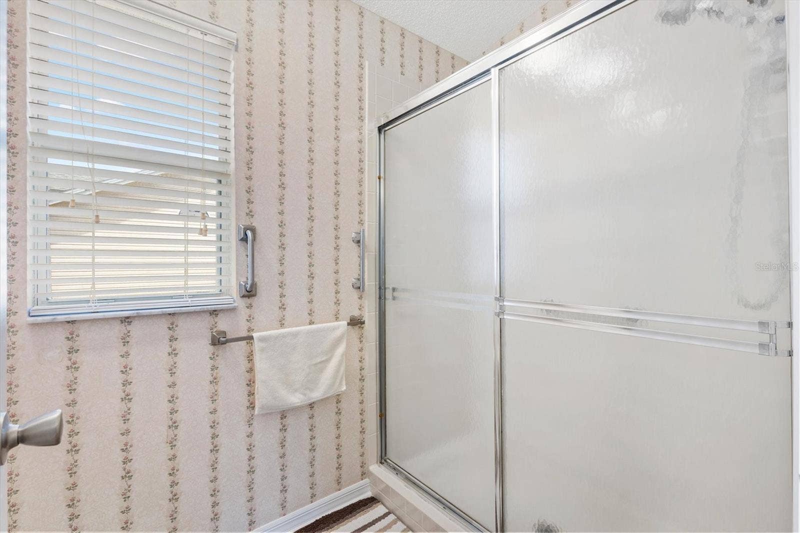 406 DEL MAR DRIVE, Lady Lake, FL 32159 Primary Bath
