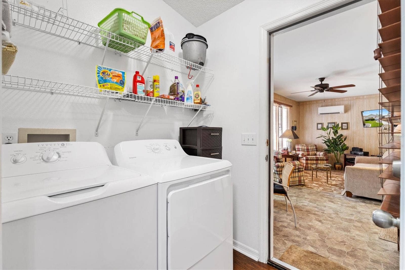 406 DEL MAR DRIVE, Lady Lake, FL 32159 Laundry room