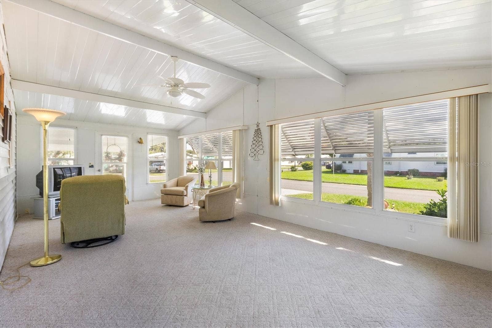 1228 PALMETTO DRIVE, Lady Lake, FL 32159 Florida Room/Lanai