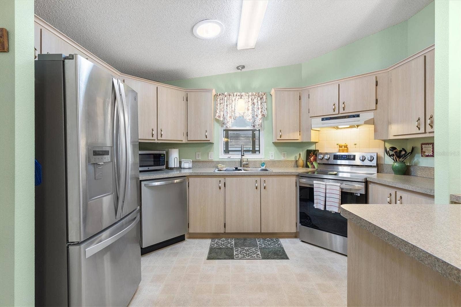 1228 PALMETTO DRIVE, Lady Lake, FL 32159 Kitchen