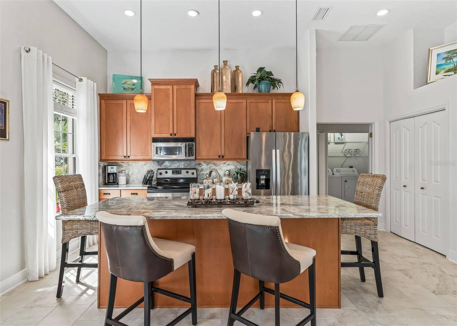 Breakfast Bar