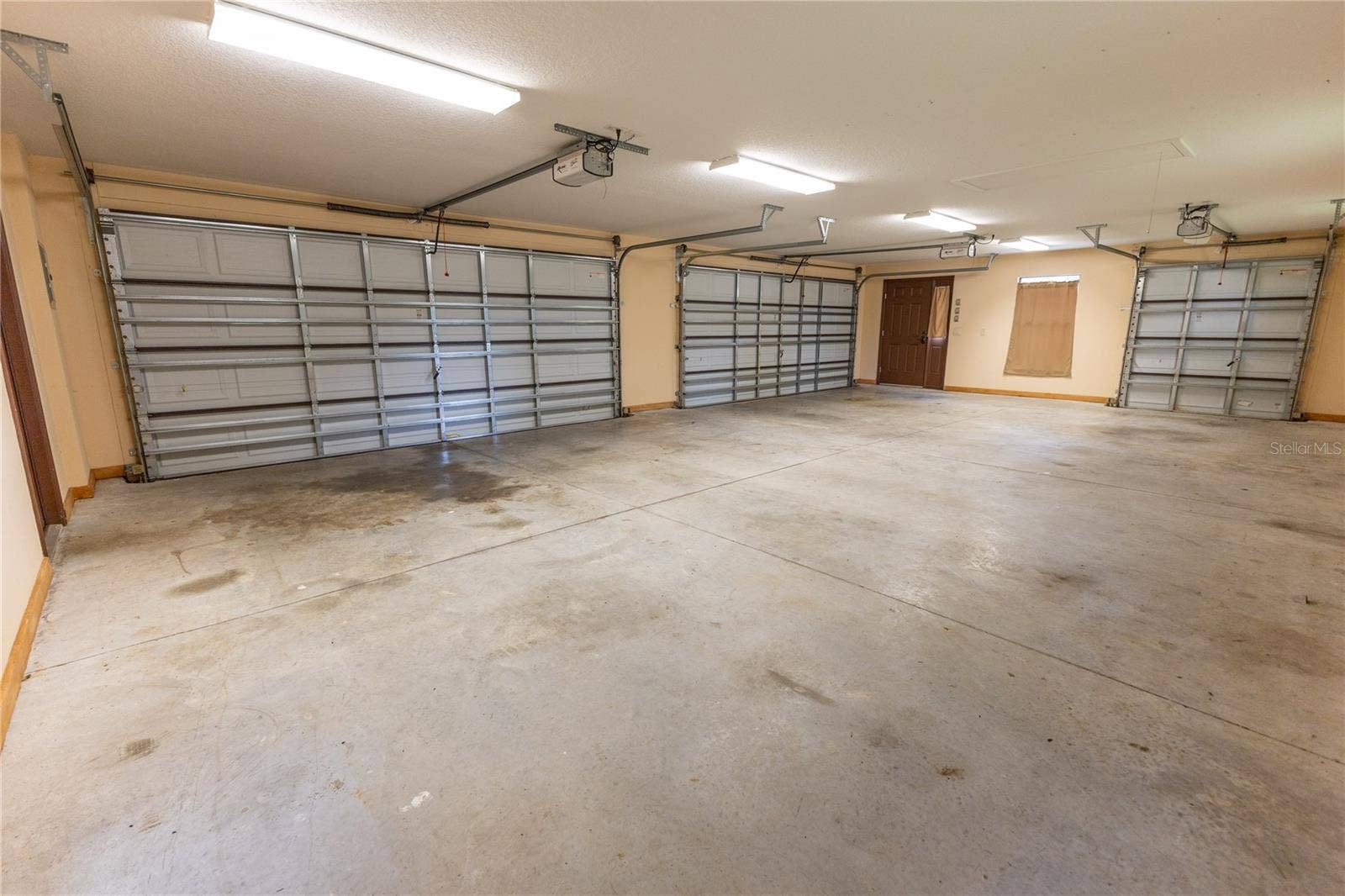 6014 W SR 44, Lake Panasoffkee, FL 33538