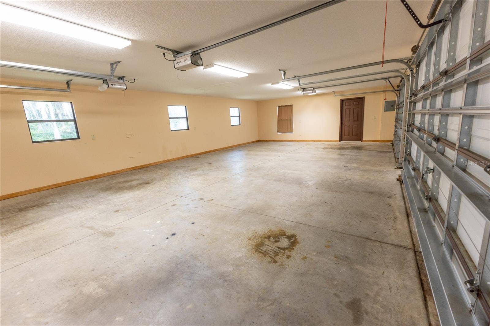 6014 W SR 44, Lake Panasoffkee, FL 33538