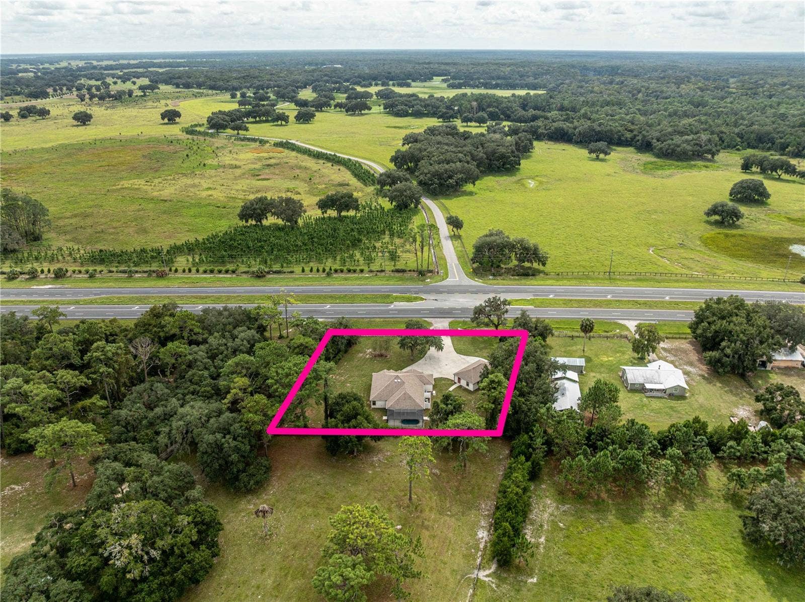 6014 W SR 44, Lake Panasoffkee, FL 33538
