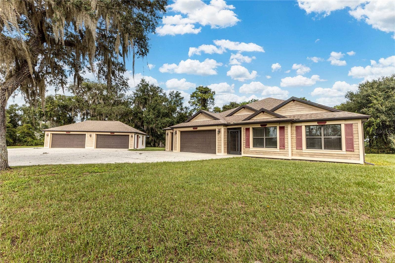6014 W SR 44, Lake Panasoffkee, FL 33538