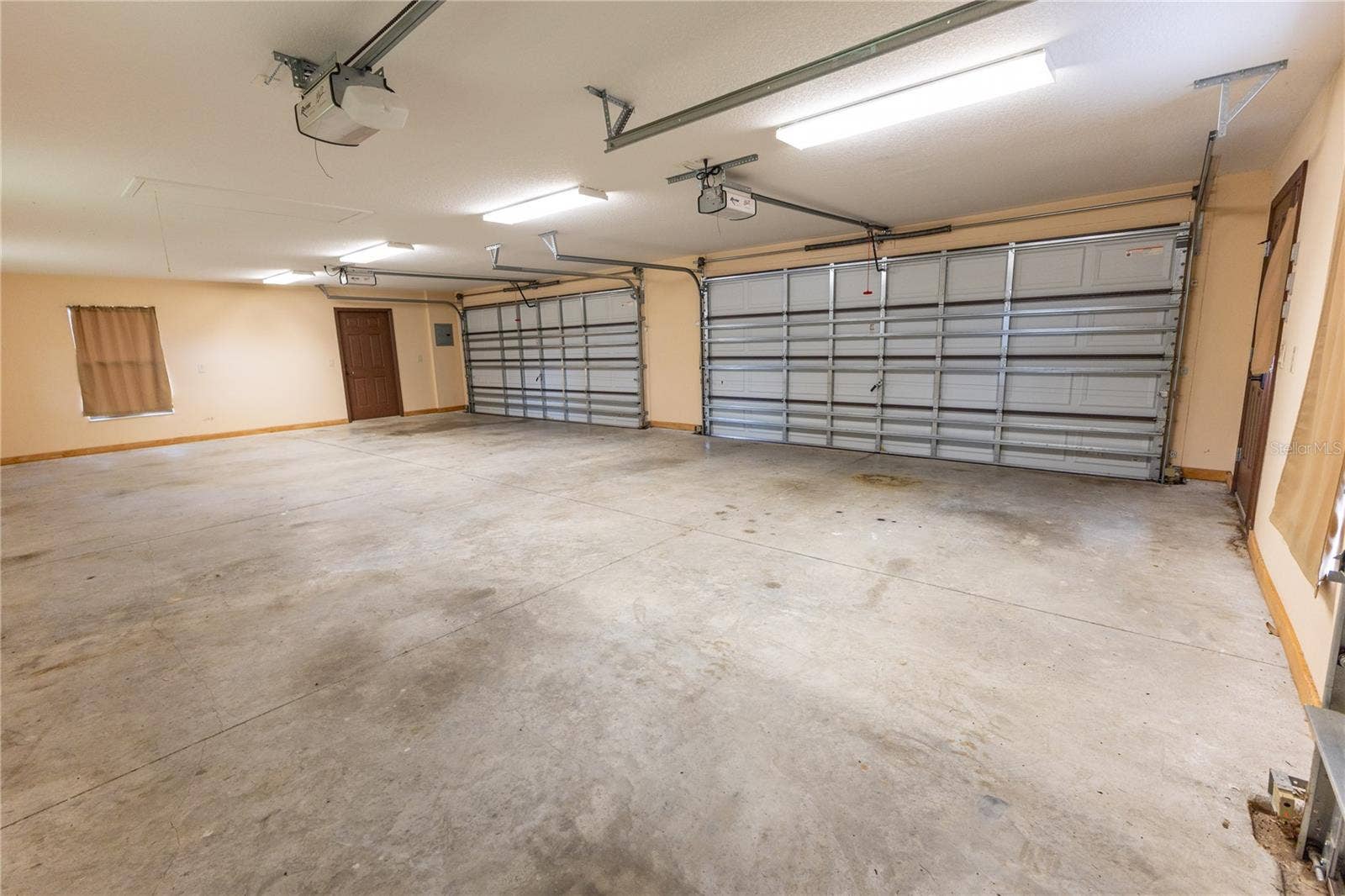 6014 W SR 44, Lake Panasoffkee, FL 33538