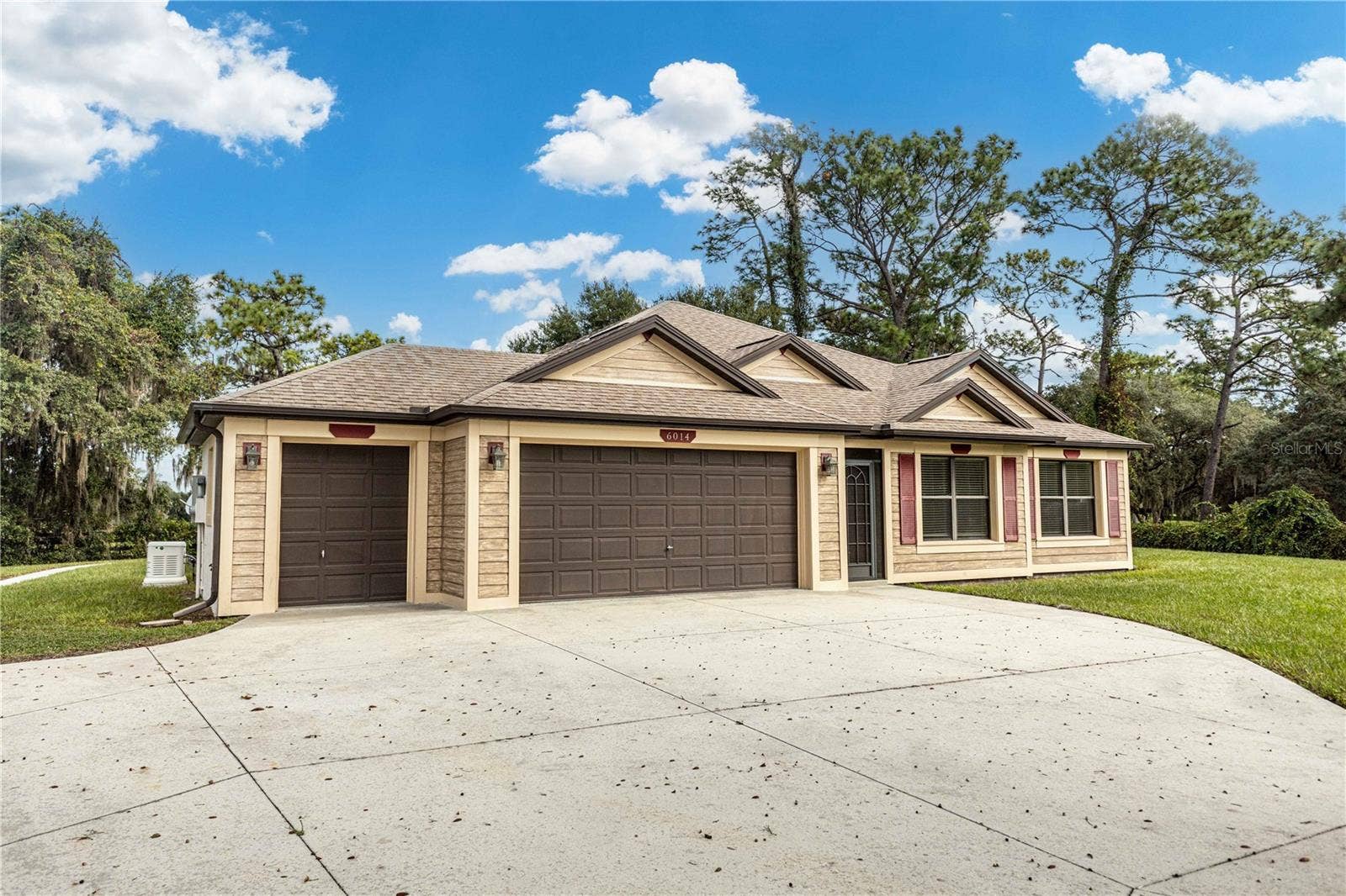 6014 W SR 44, Lake Panasoffkee, FL 33538