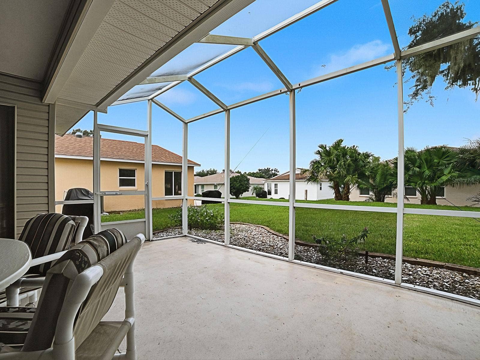 647 TIMBERCREST DRIVE, Leesburg, FL 34748 LOVELY, LARGE LANAI