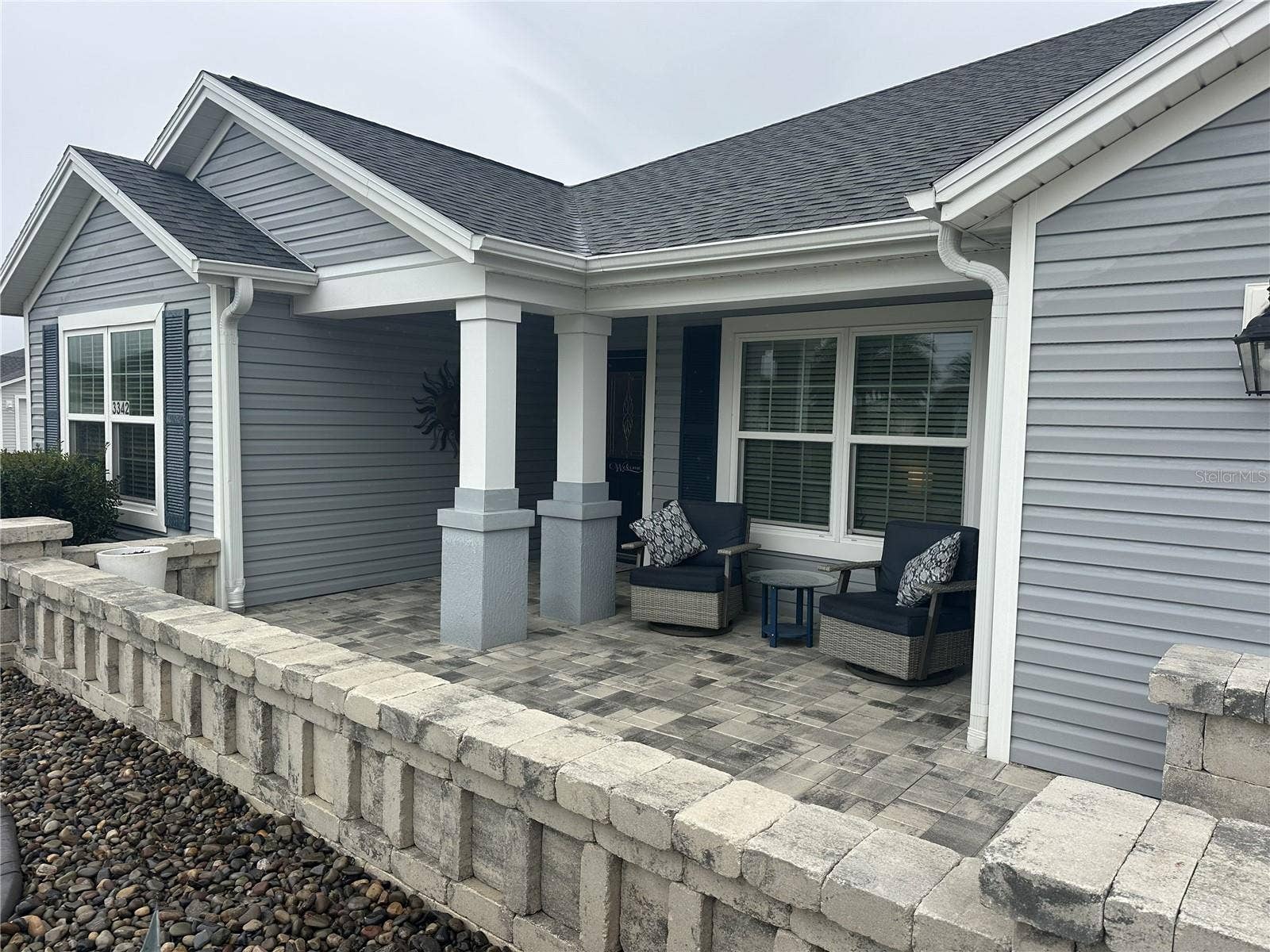 3342 VELTRE WAY, The Villages, FL 32163 Upgrades entry are with pavers