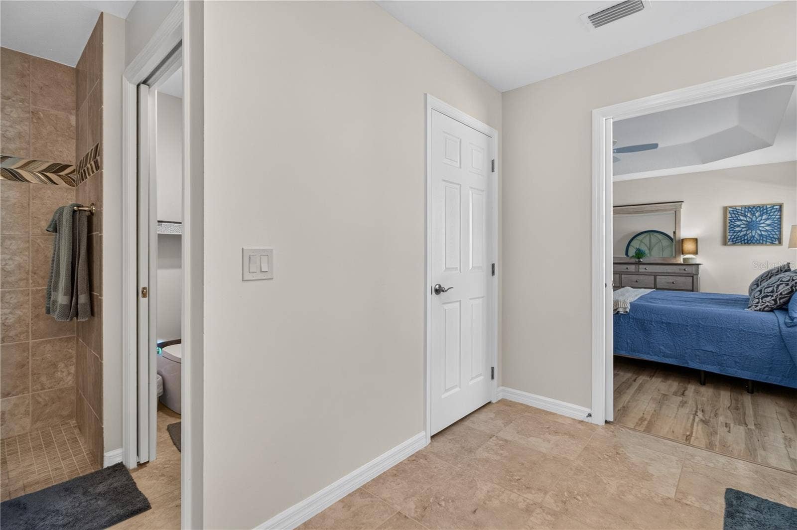 3342 VELTRE WAY, The Villages, FL 32163 3342 VELTRE WAY, The Villages, FL 32163