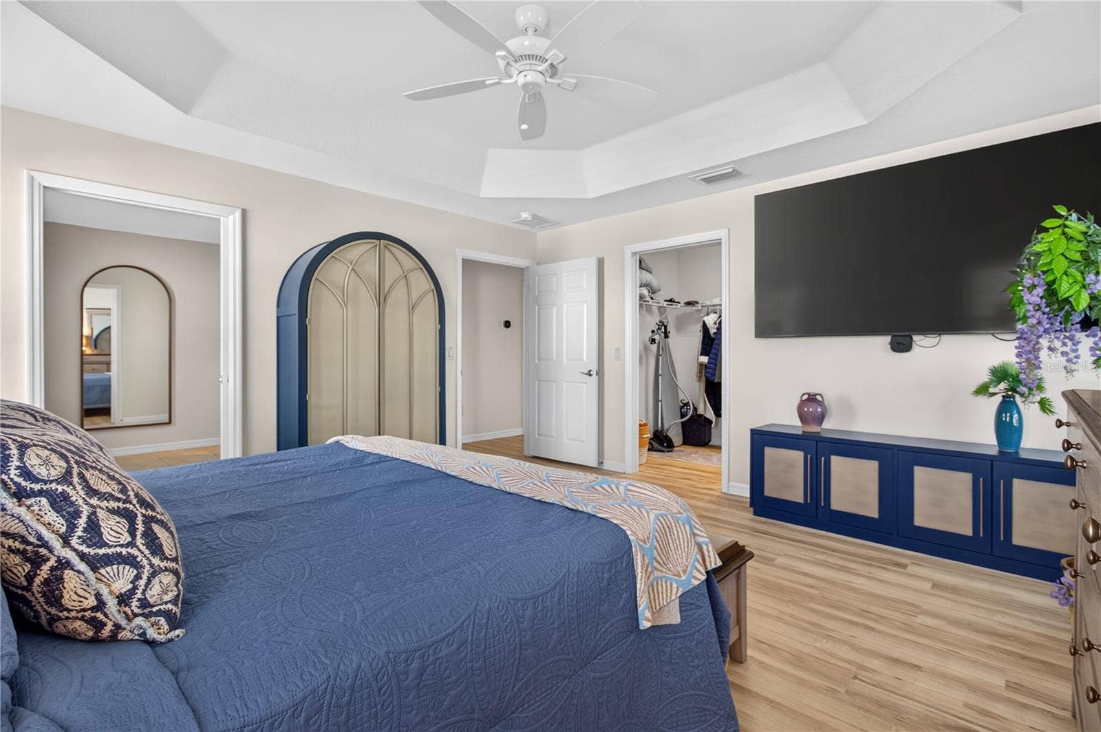 3342 VELTRE WAY, The Villages, FL 32163 3342 VELTRE WAY, The Villages, FL 32163