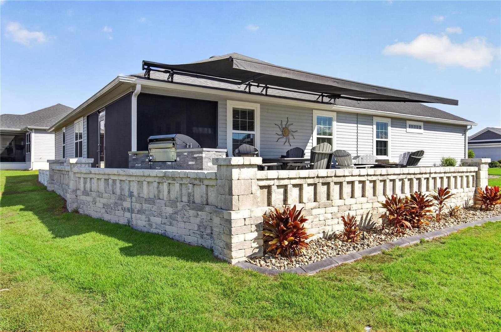 3342 VELTRE WAY, The Villages, FL 32163 3342 VELTRE WAY, The Villages, FL 32163