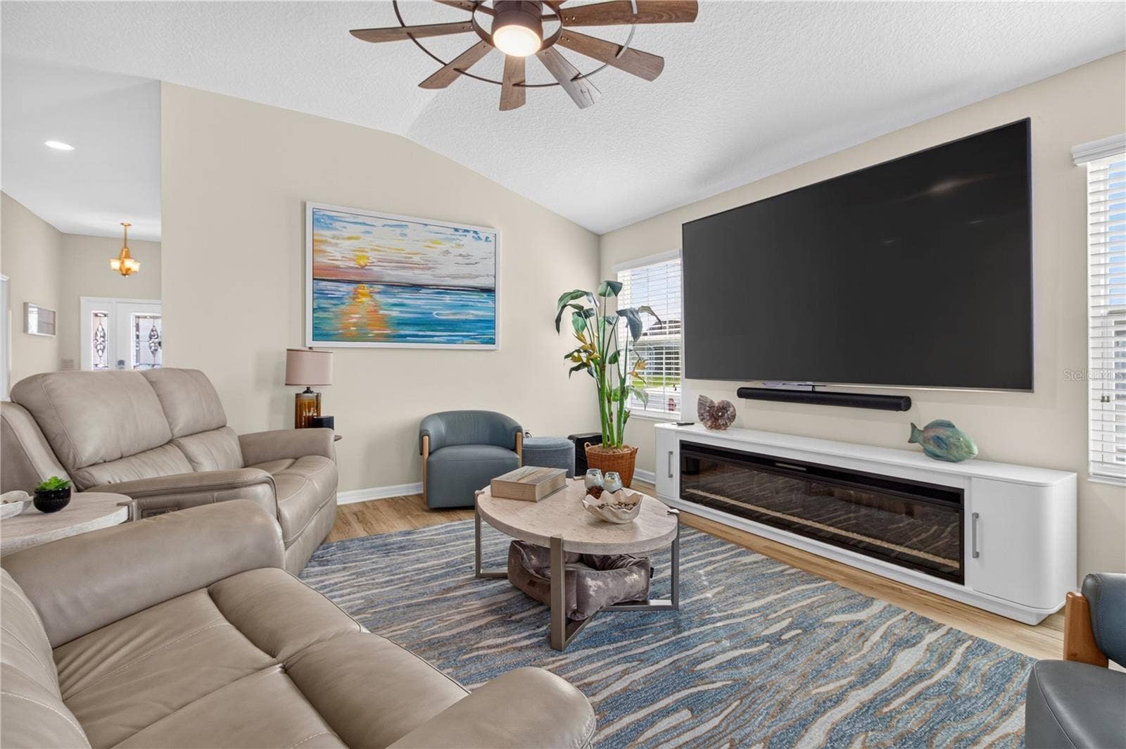 3342 VELTRE WAY, The Villages, FL 32163 3342 VELTRE WAY, The Villages, FL 32163