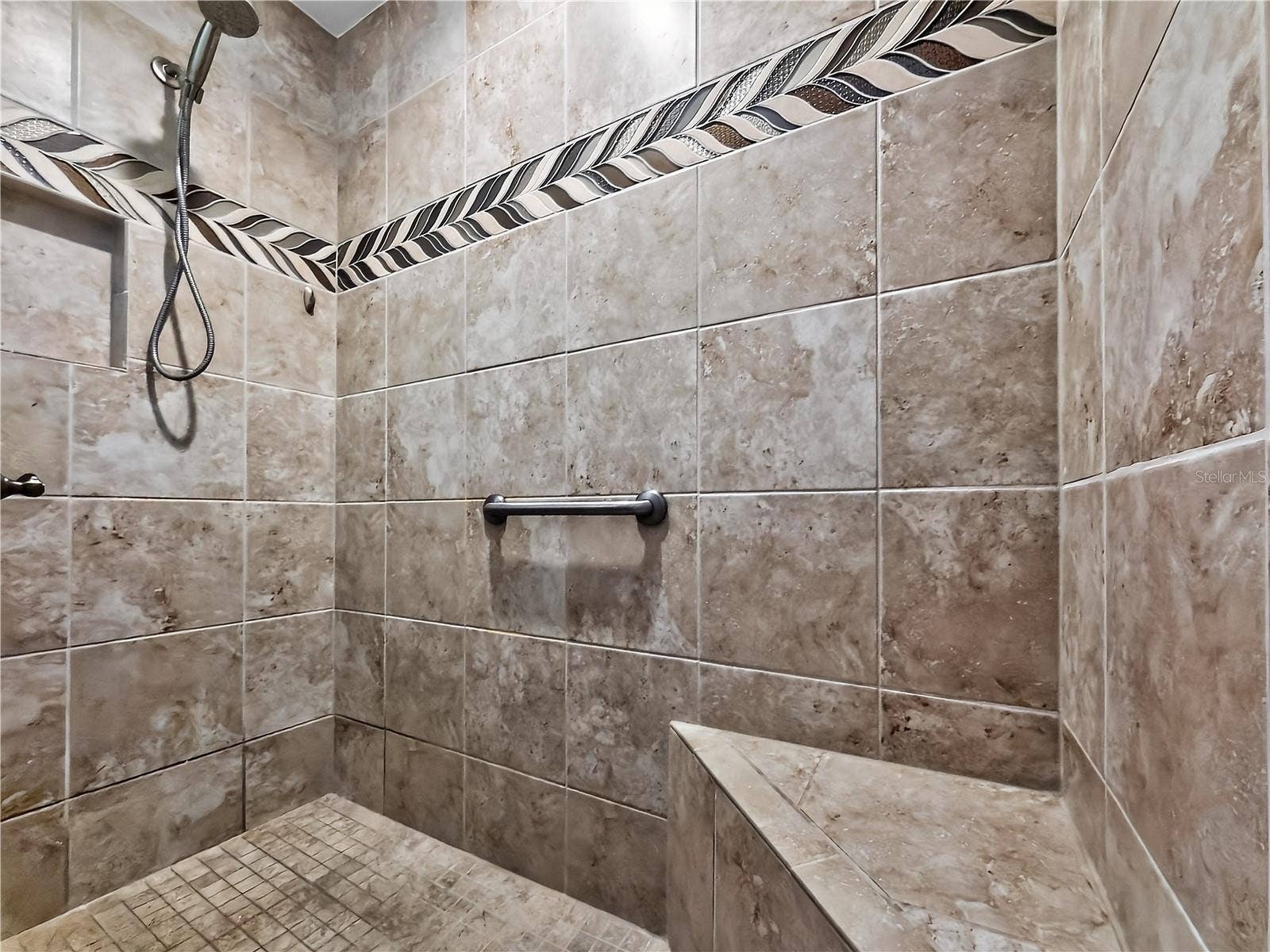 3342 VELTRE WAY, The Villages, FL 32163 3342 VELTRE WAY, The Villages, FL 32163