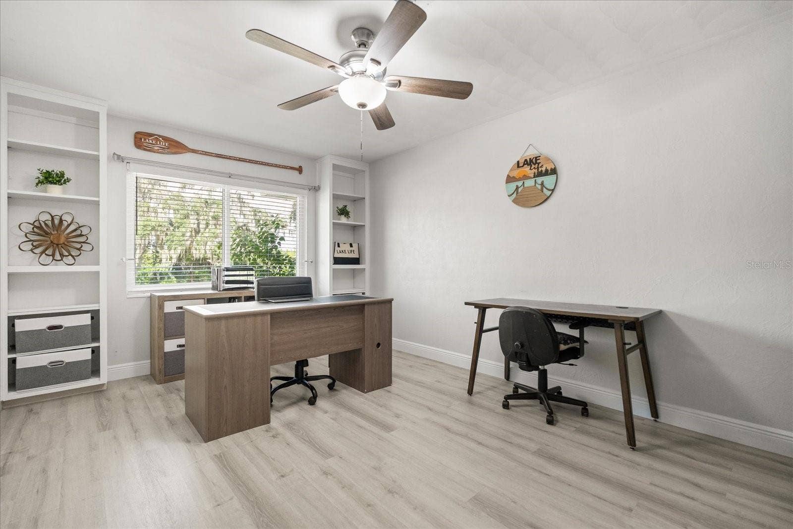 1210 E CAROLINE STREET, Tavares, FL 32778