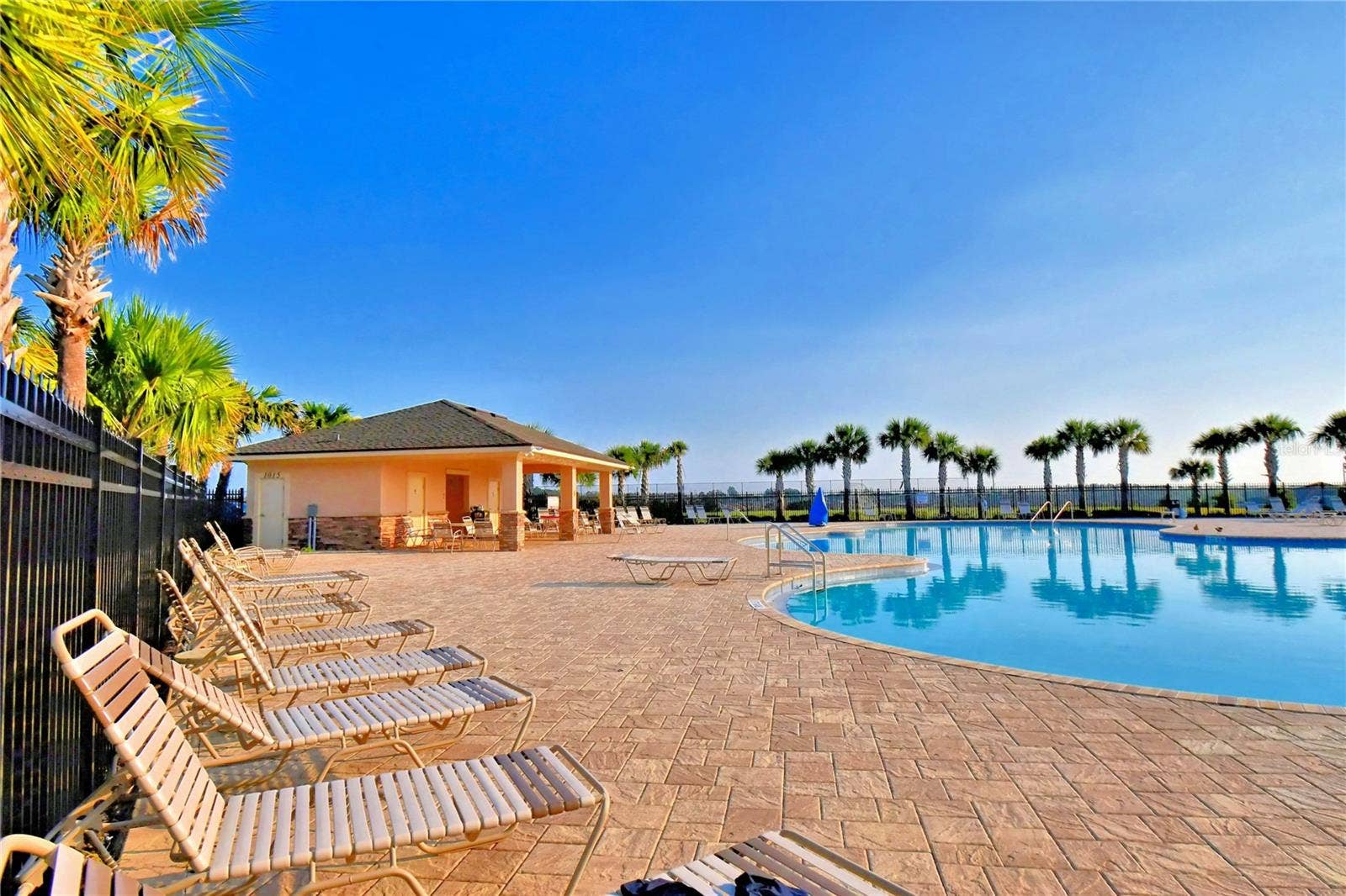 207 SANDESTIN DRIVE, Haines City, FL 33844 207 SANDESTIN DRIVE, Haines City, FL 33844