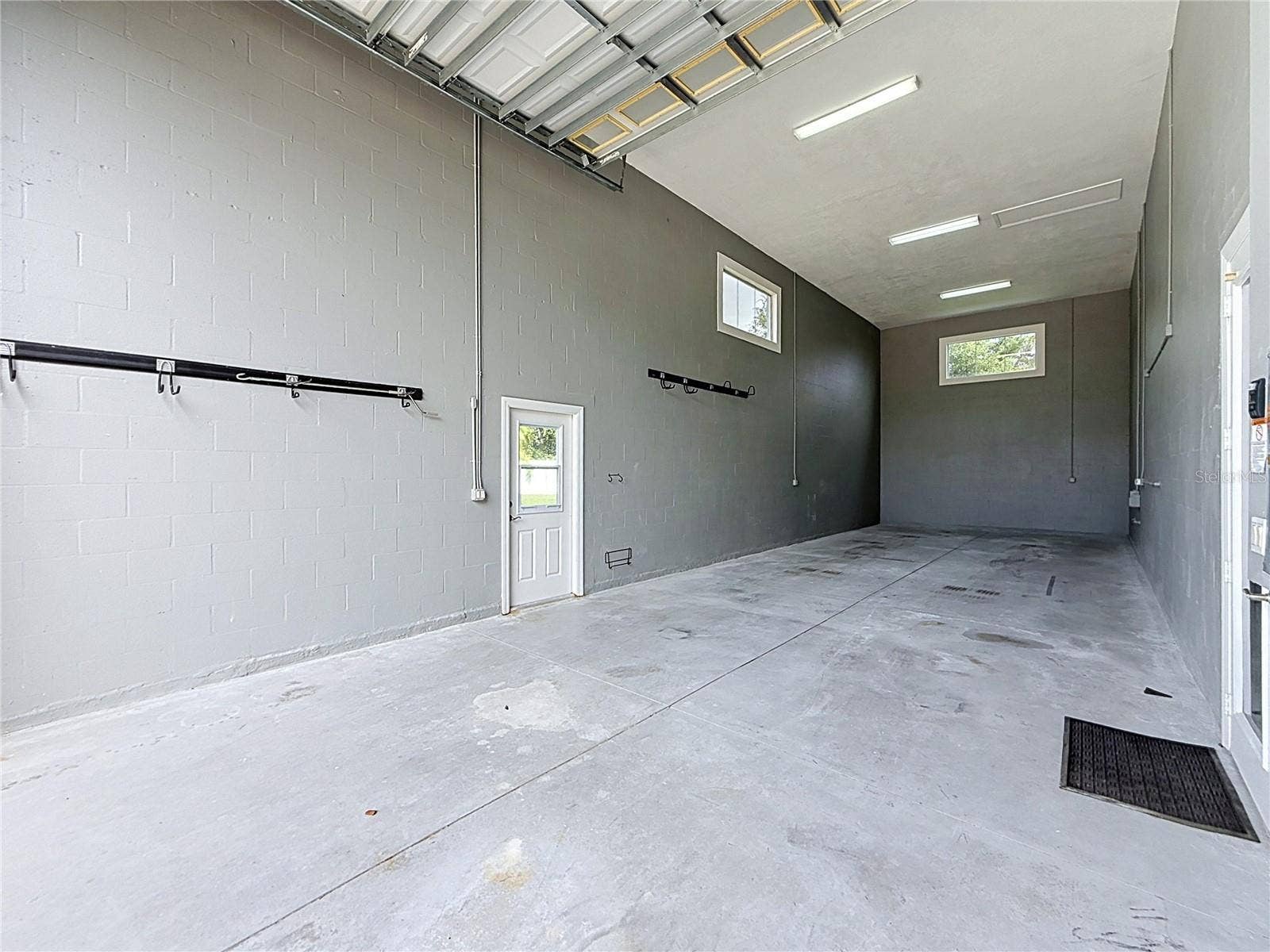 4719 HERITAGE TRAIL, Leesburg, FL 34748 4719 HERITAGE TRAIL, Leesburg, FL 34748