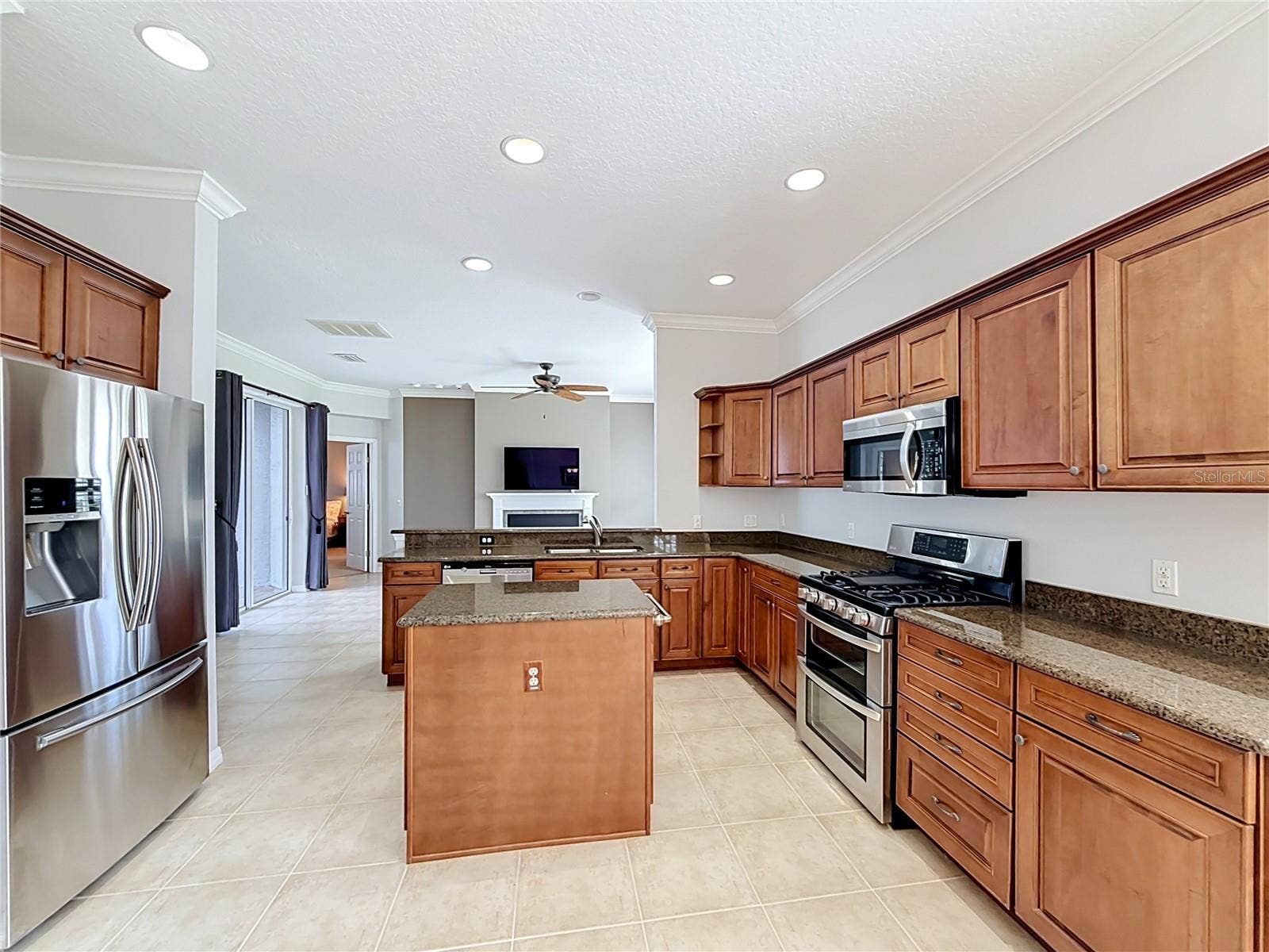 4719 HERITAGE TRAIL, Leesburg, FL 34748 4719 HERITAGE TRAIL, Leesburg, FL 34748