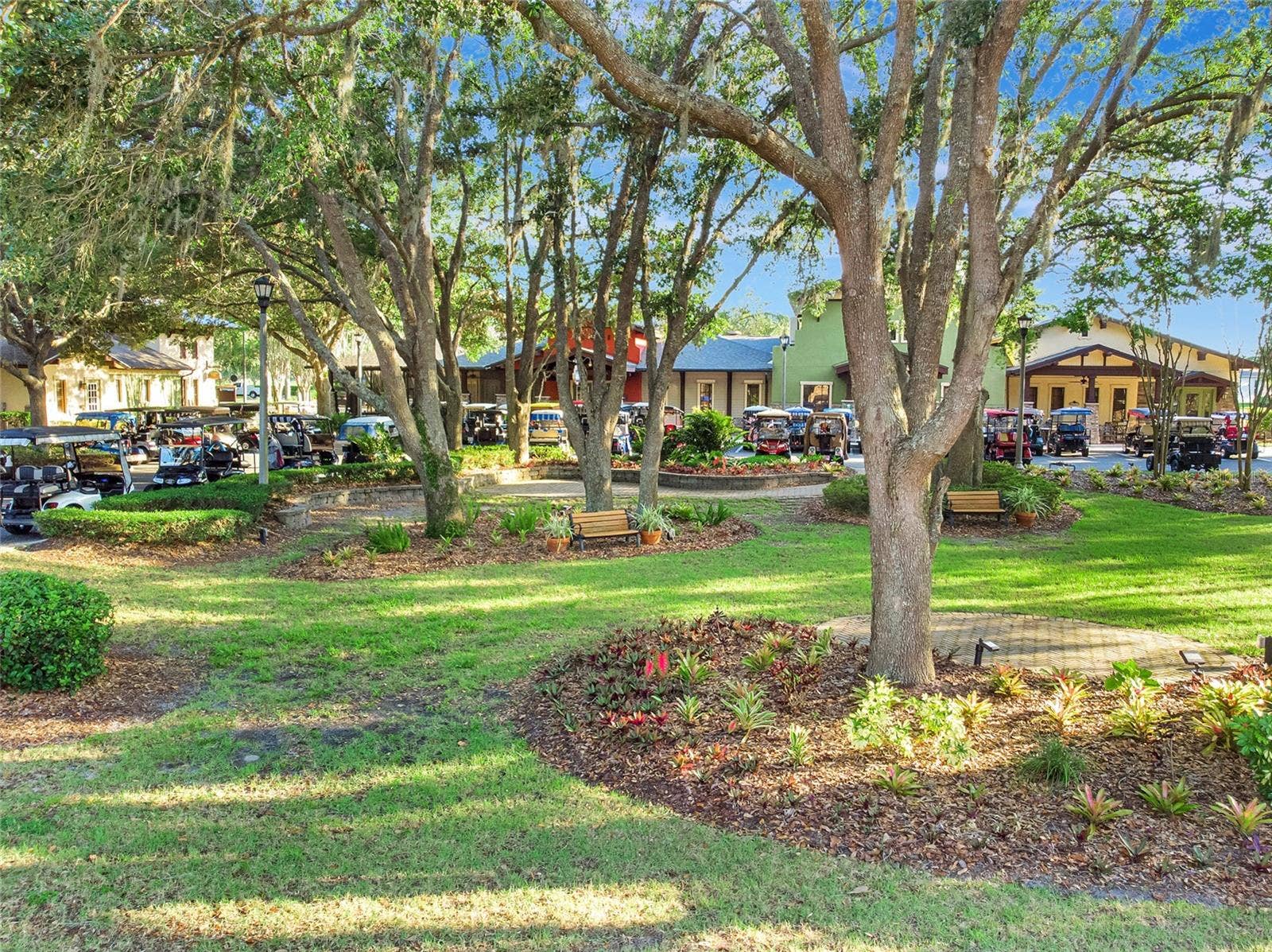 4719 HERITAGE TRAIL, Leesburg, FL 34748 4719 HERITAGE TRAIL, Leesburg, FL 34748