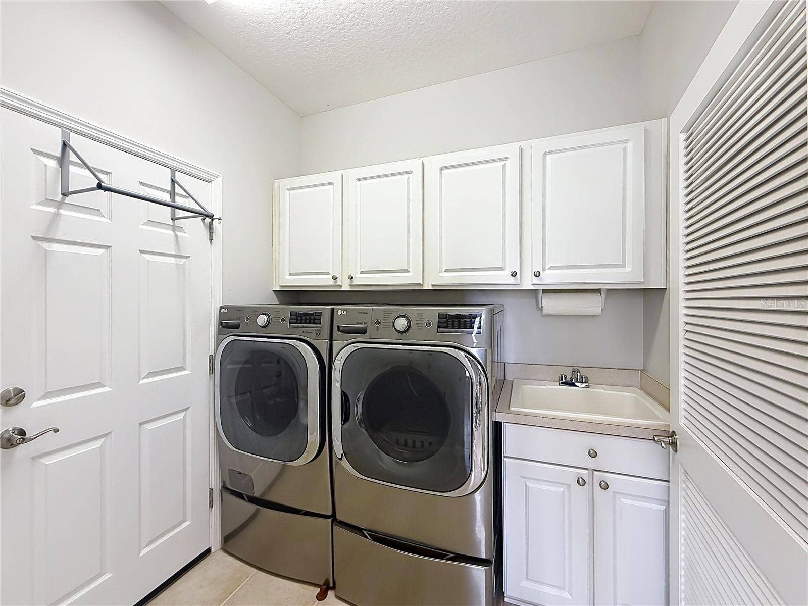 4719 HERITAGE TRAIL, Leesburg, FL 34748 4719 HERITAGE TRAIL, Leesburg, FL 34748