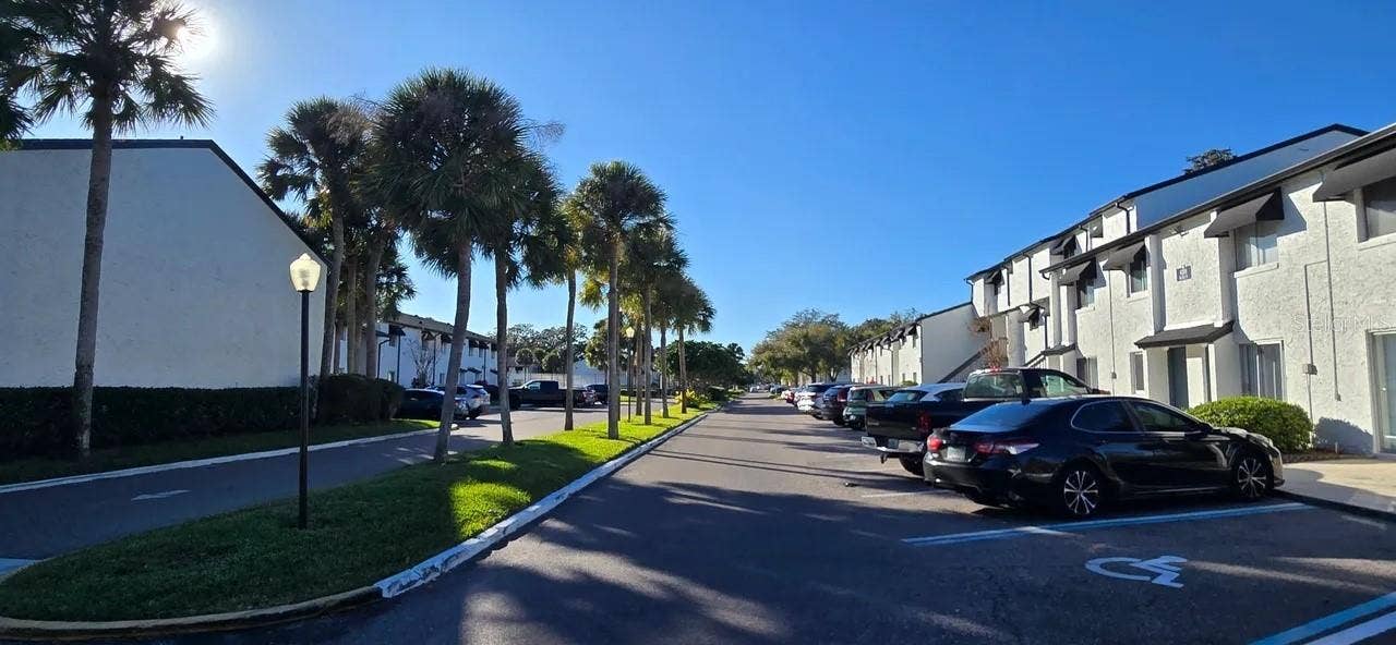 4149 S SEMORAN BOULEVARD, #9, Orlando, FL 32822 4149 S SEMORAN BOULEVARD, #9, Orlando, FL 32822