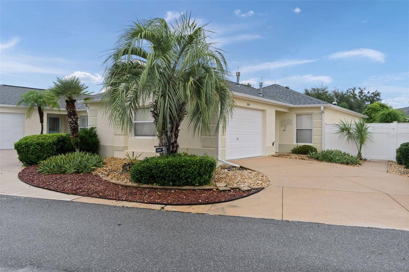 1041 REIDVILLE ROAD, The Villages, FL 32162 1041 REIDVILLE ROAD, The Villages, FL 32162