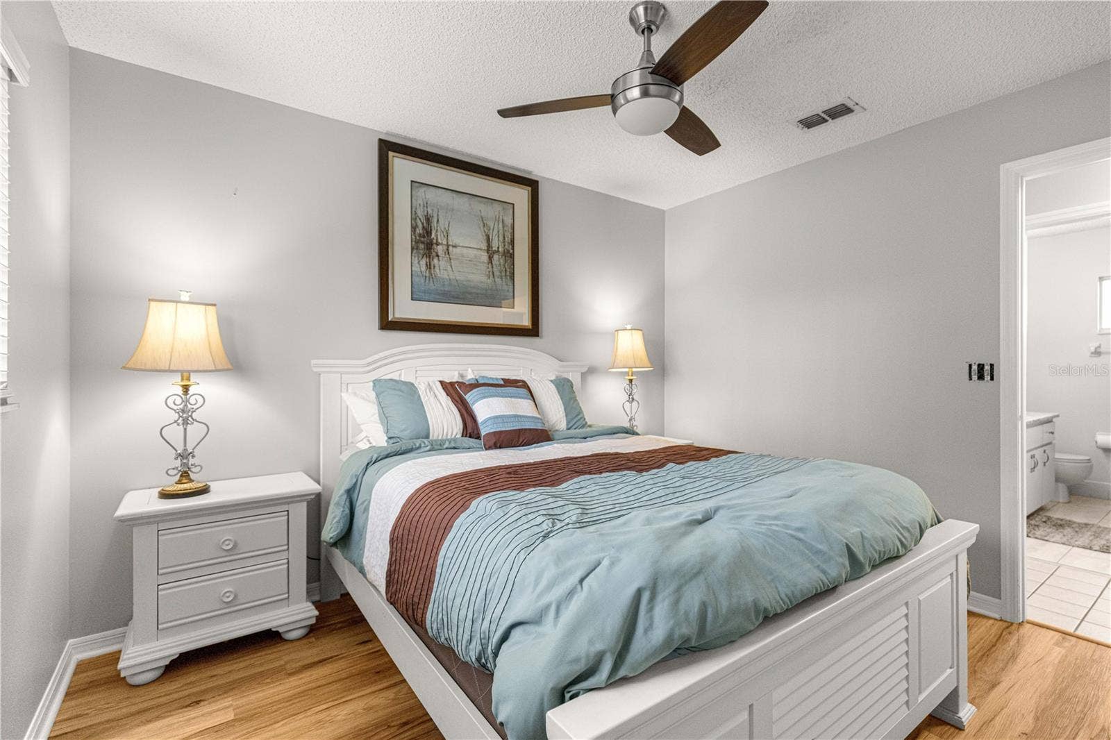 10434 SE 178TH PLACE, Summerfield, FL 34491 GUEST BEDROOM WITH GUEST BATHROOM RIGHT ACCROSS FROM IT
