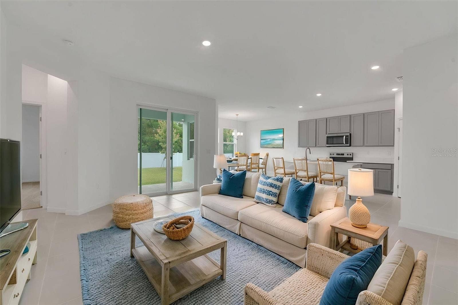 Virtually staged photo: This image has been virtually staged to demonstrate the property's potential.