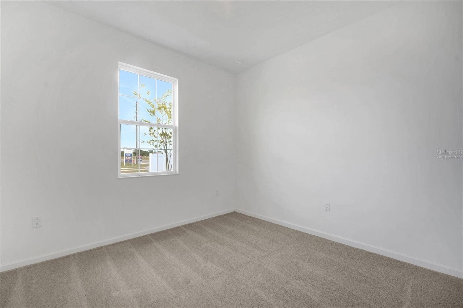 Virtually staged photo: This image has been virtually staged to demonstrate the property's potential.