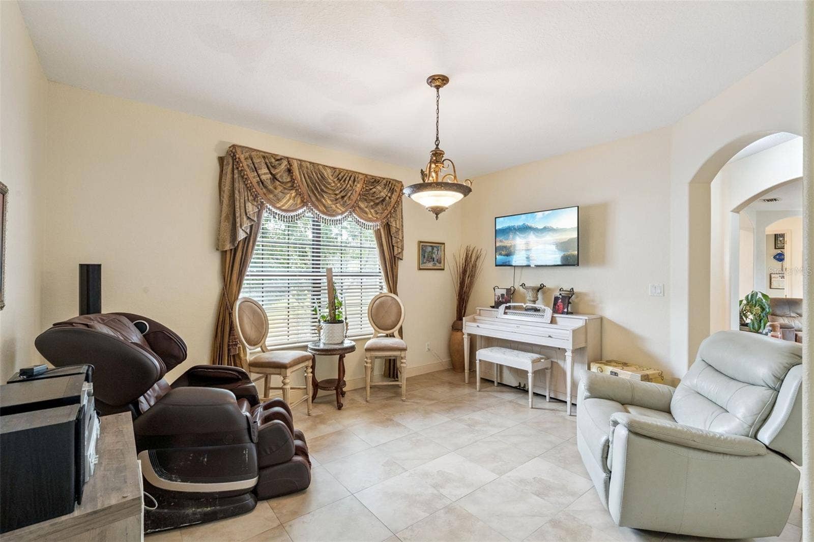 19949 S BUCKHILL ROAD, Clermont, FL 34715