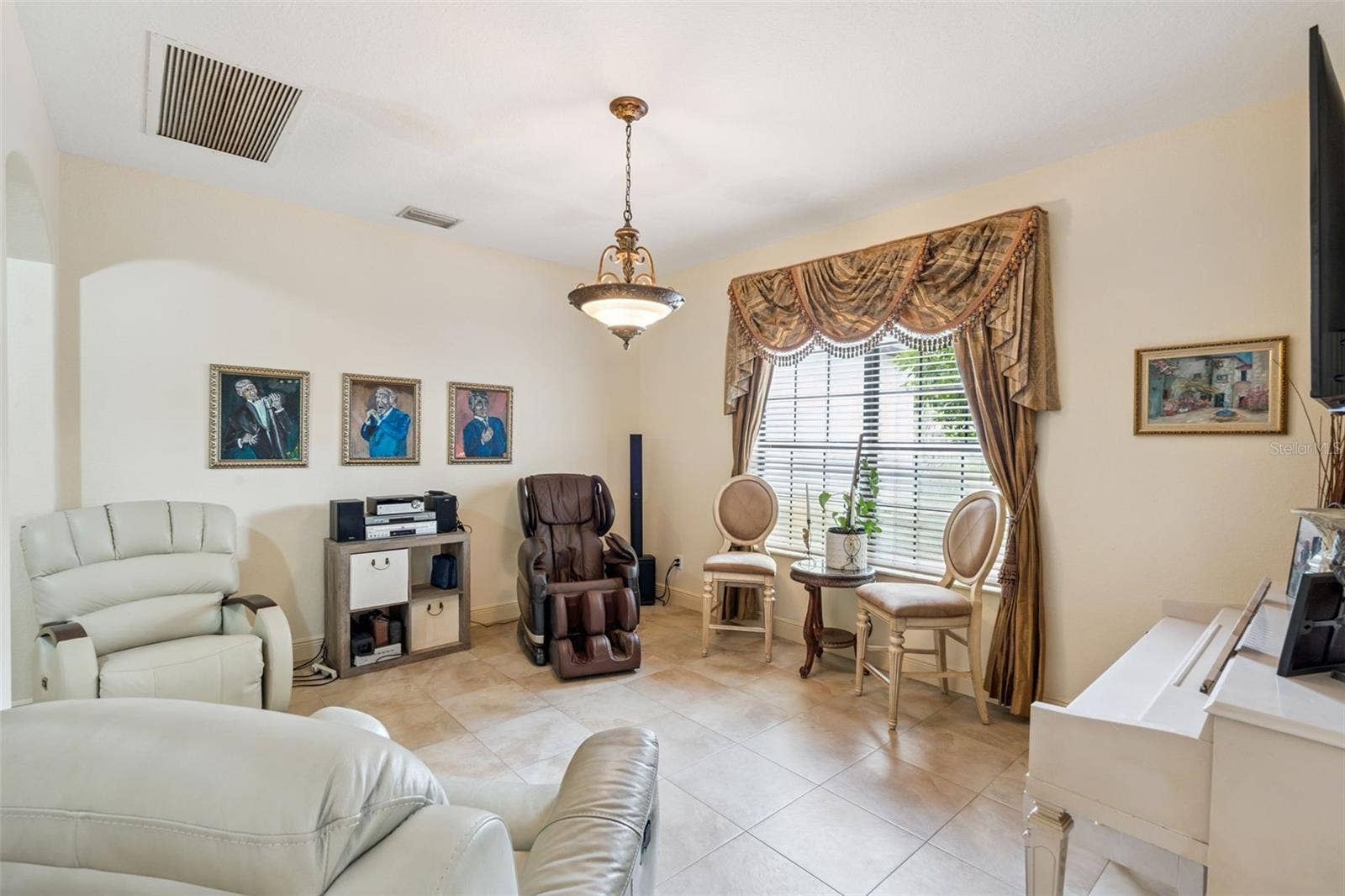 19949 S BUCKHILL ROAD, Clermont, FL 34715