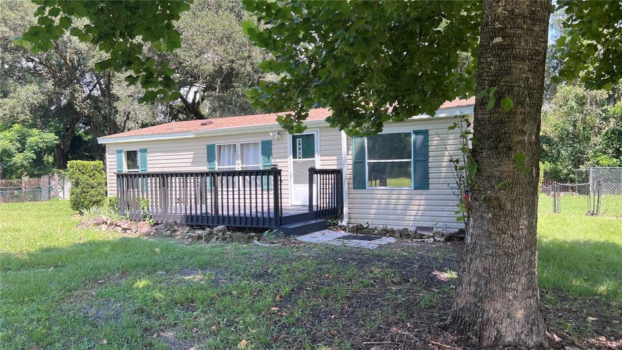 Property photo for 2665 E HWY 466, Oxford, FL
