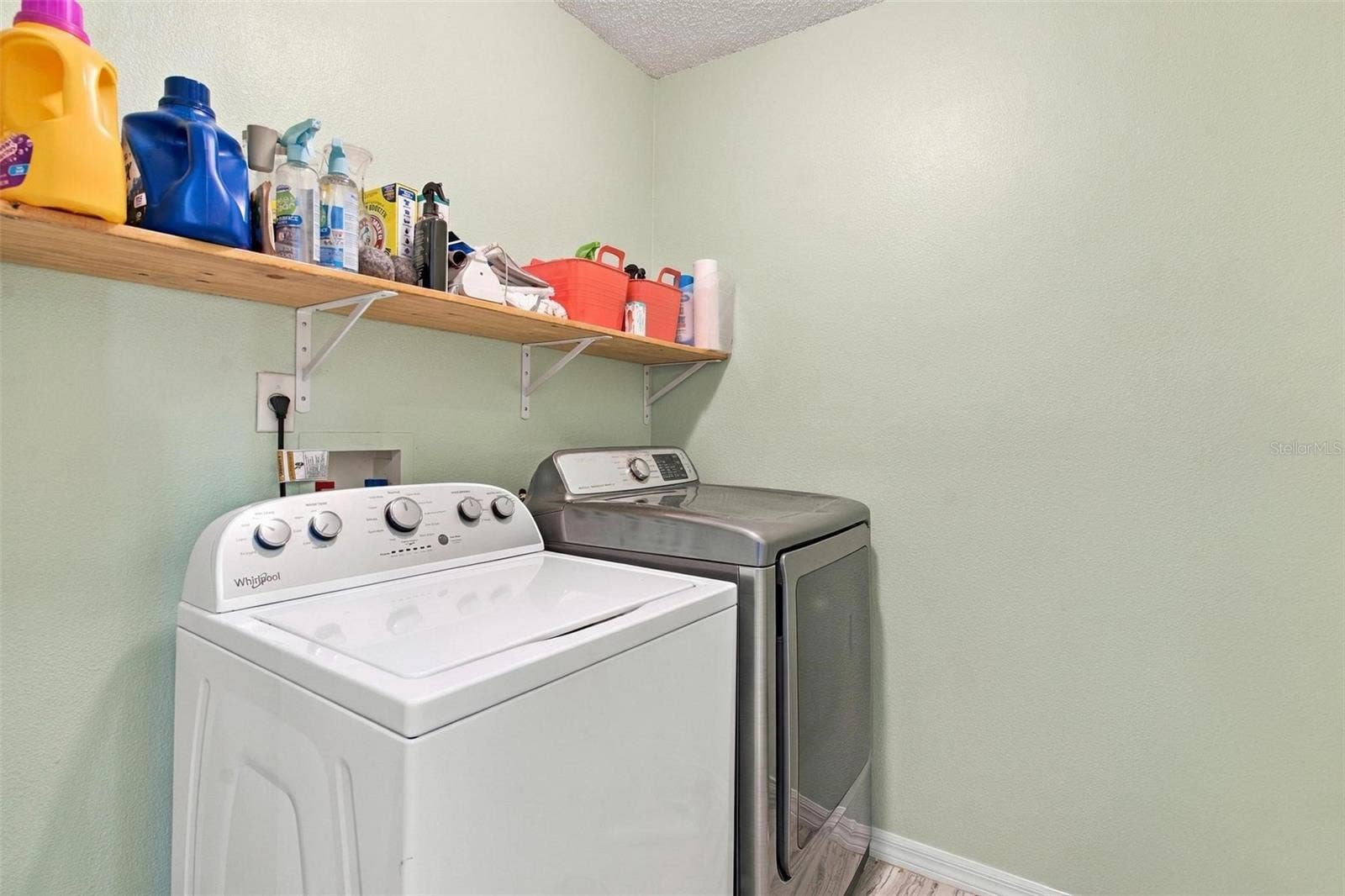 945 CLEAR CREEK CIRCLE, Clermont, FL 34714 Indoor Utility Room