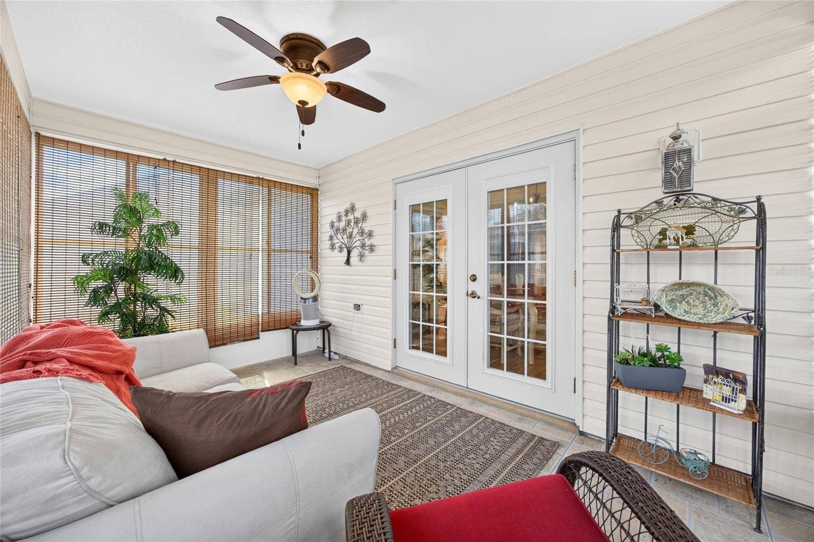 Sunroom (Enclosed Lanai)