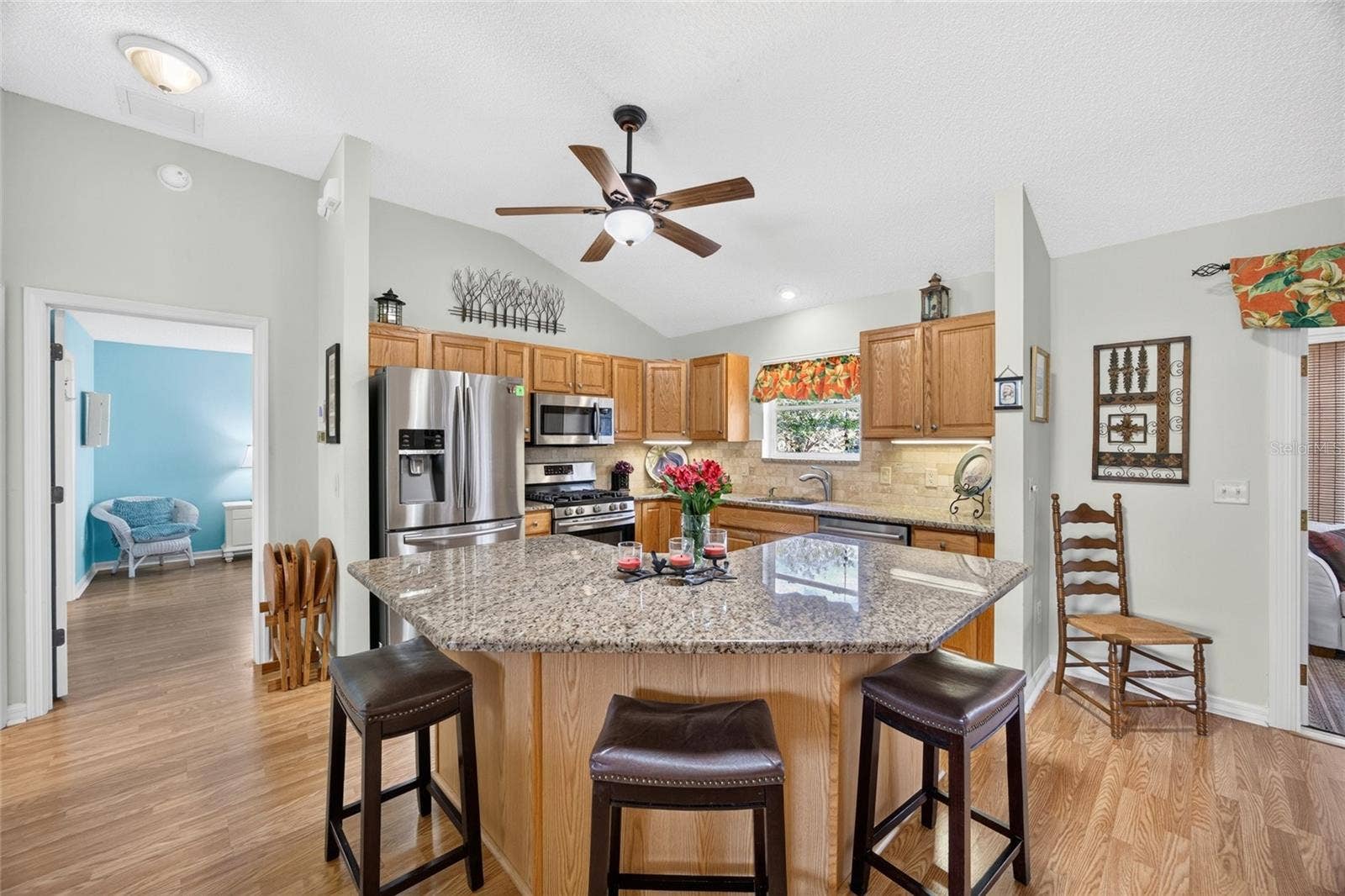 Granite Topped Breakfast Bar