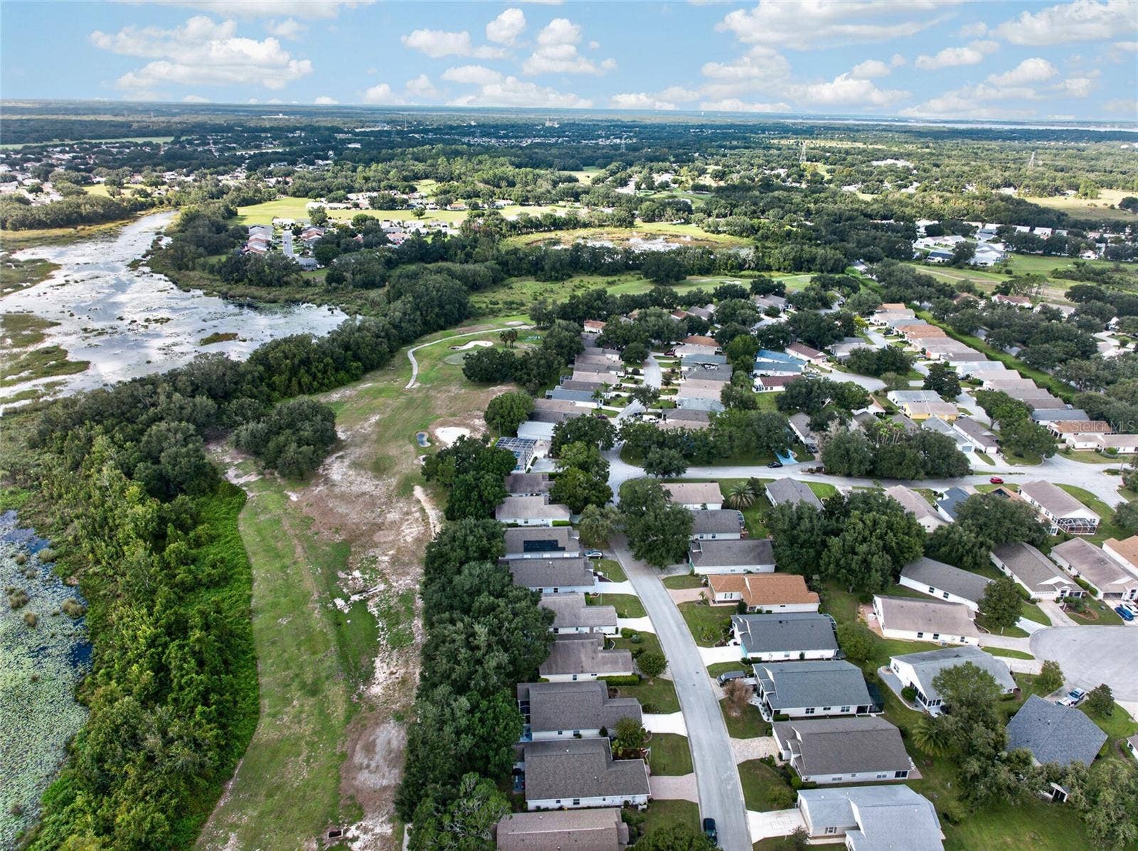25005 CRANES ROOST CIRCLE, Leesburg, FL 34748 Golfview. You can see the Golfview pool about 6 houses away.