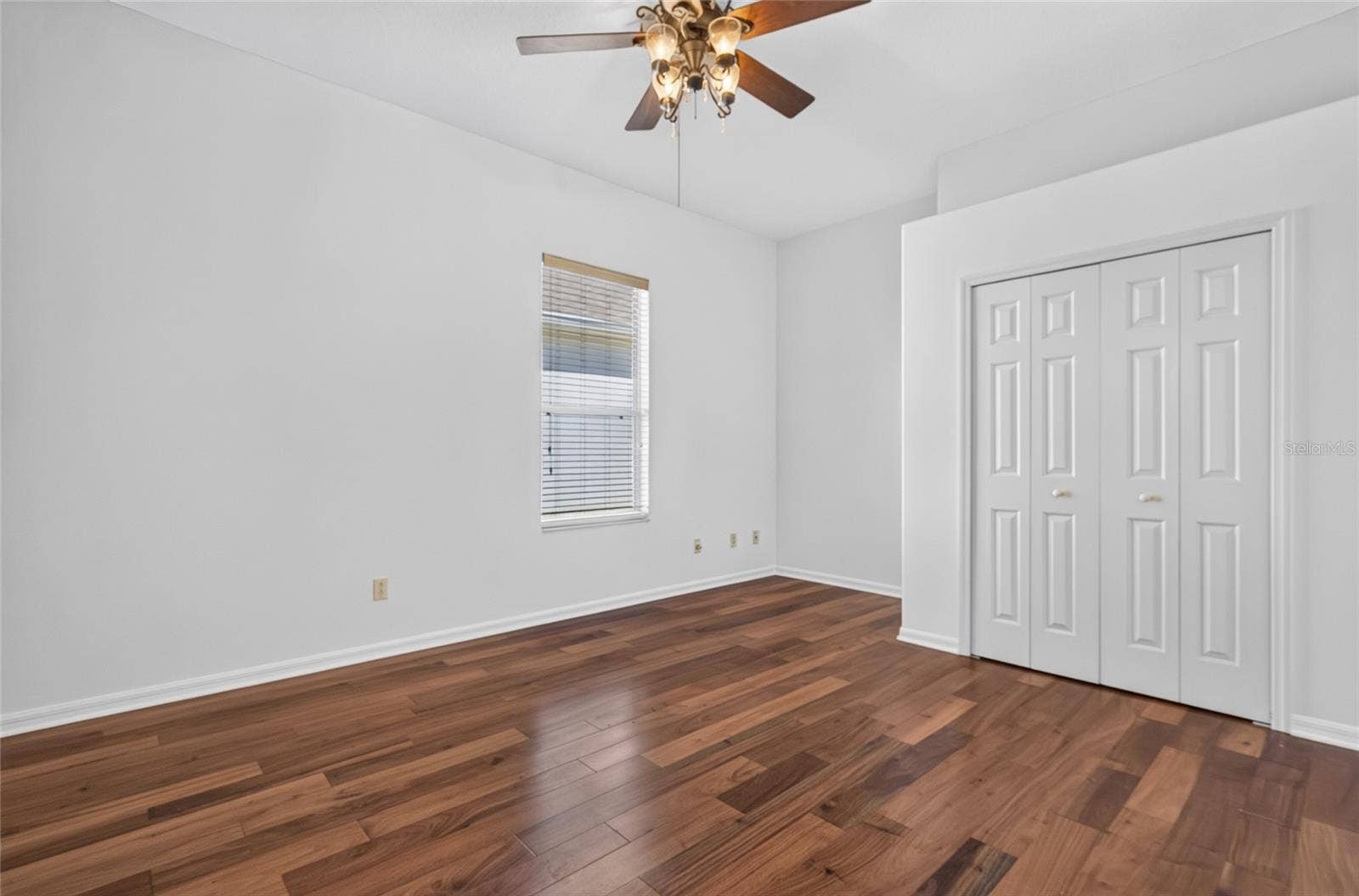 24151 BELLE MEDE DRIVE, Leesburg, FL 34748 GUEST BEDROOM AND IT HAS DIRECT ACCESS TO THE FULL BATH.