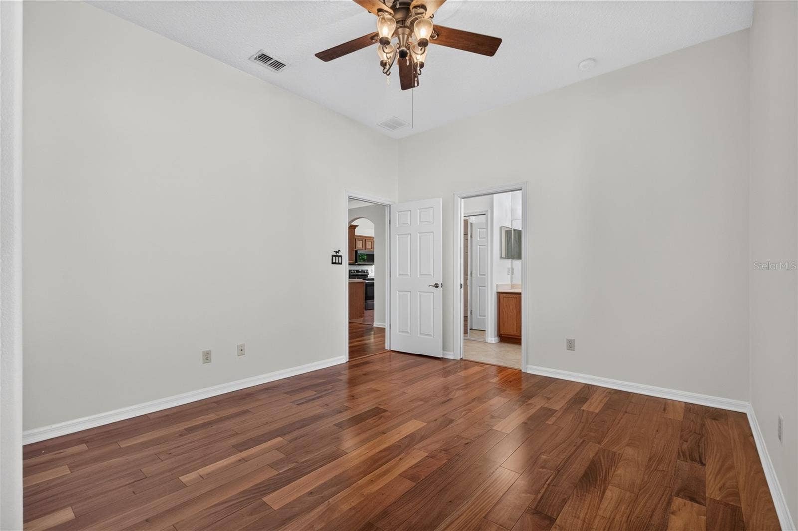 24151 BELLE MEDE DRIVE, Leesburg, FL 34748 GUEST BEDROOM