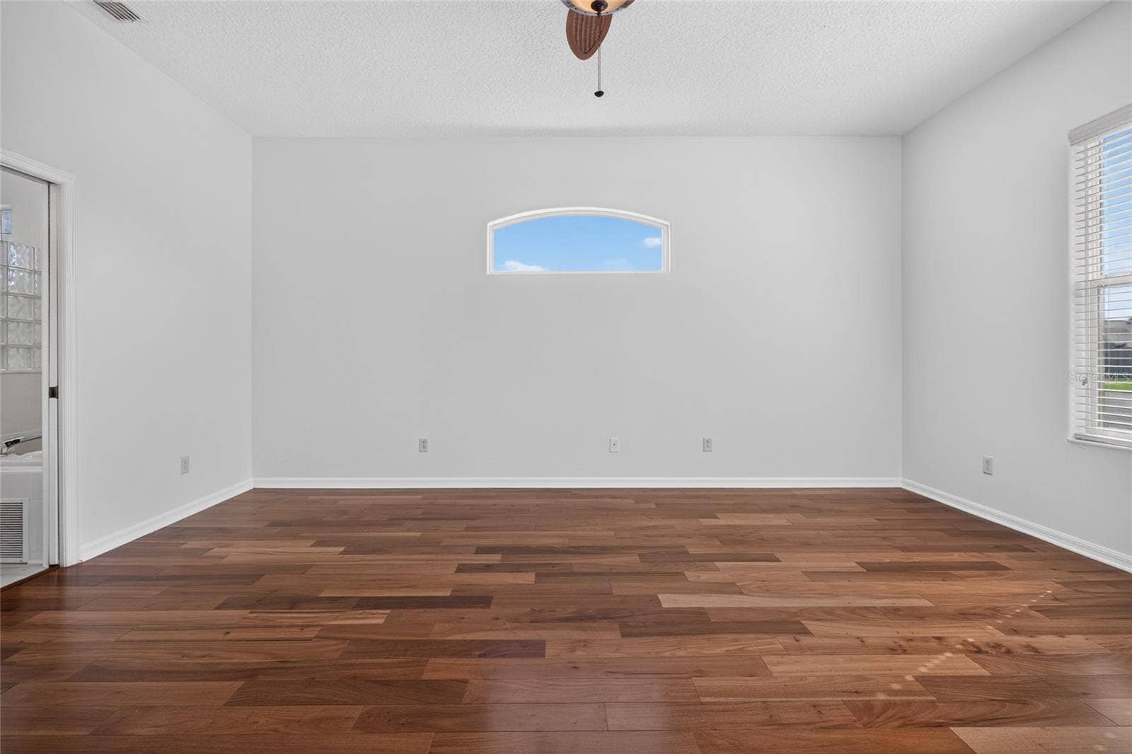 24151 BELLE MEDE DRIVE, Leesburg, FL 34748 MASTER BEDROOM