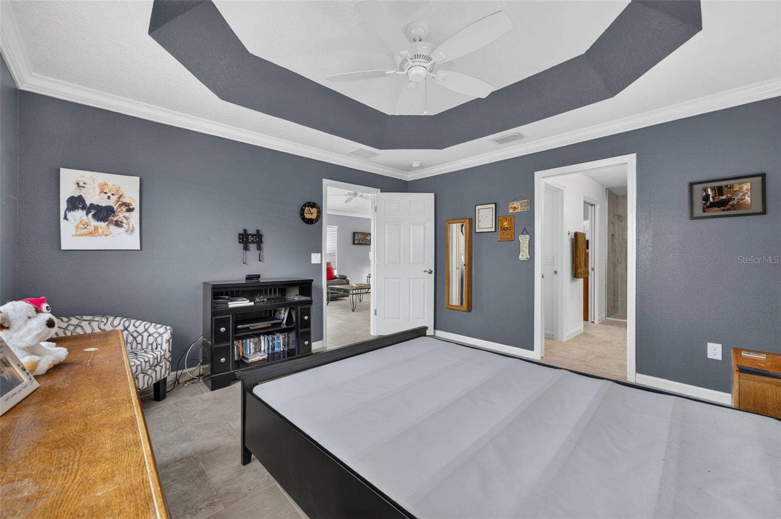 2137 LOCKLIN LANE, The Villages, FL 32163 2137 LOCKLIN LANE, The Villages, FL 32163