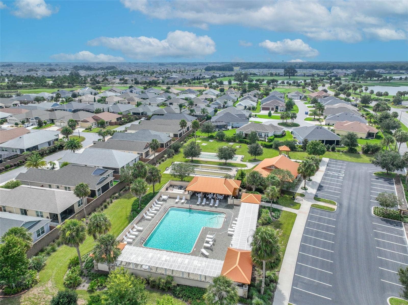 2137 LOCKLIN LANE, The Villages, FL 32163 2137 LOCKLIN LANE, The Villages, FL 32163