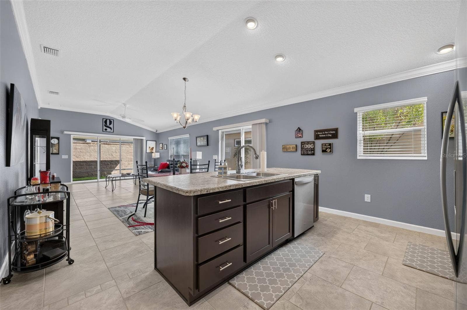 2137 LOCKLIN LANE, The Villages, FL 32163 2137 LOCKLIN LANE, The Villages, FL 32163