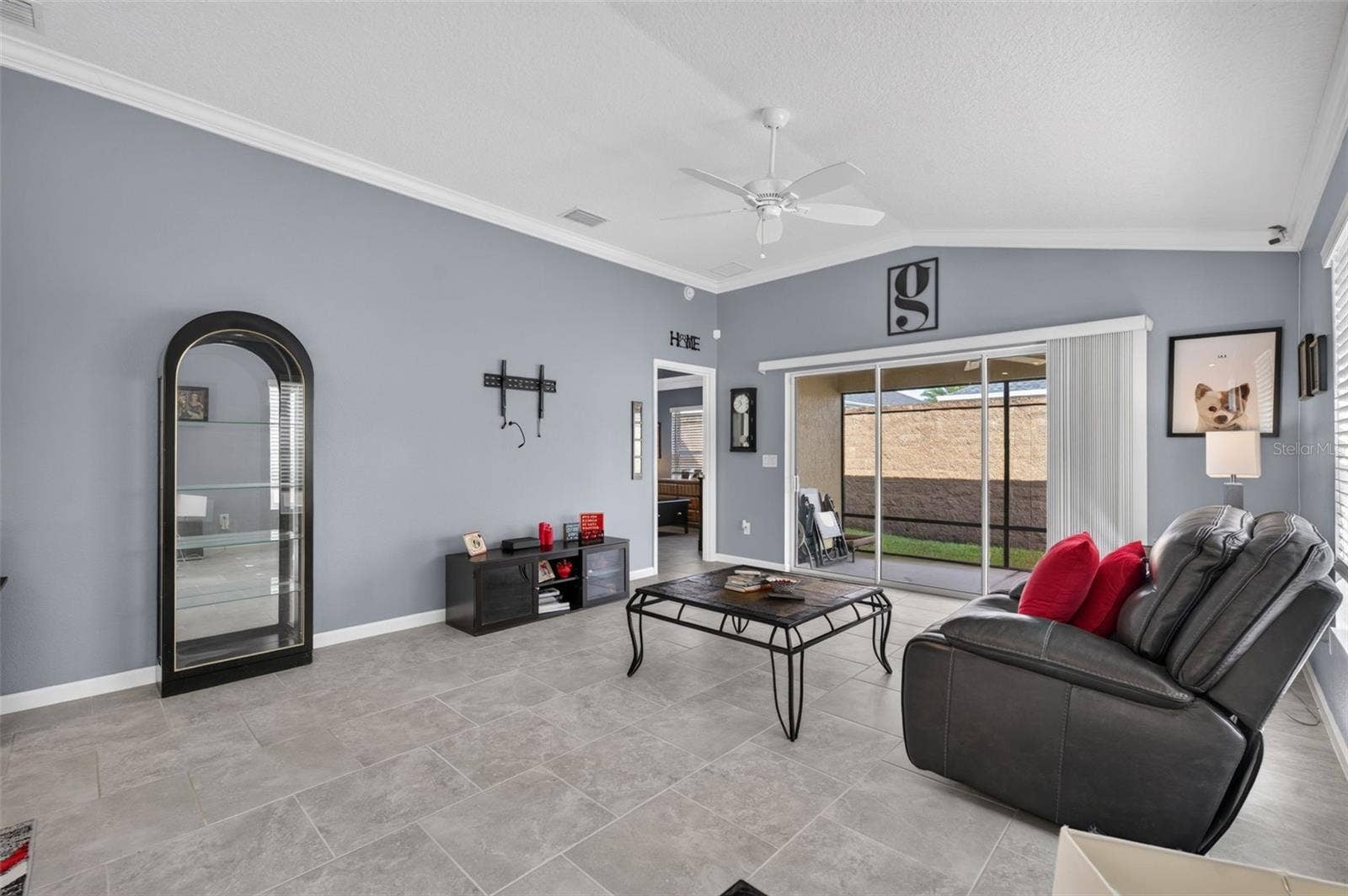 2137 LOCKLIN LANE, The Villages, FL 32163 2137 LOCKLIN LANE, The Villages, FL 32163
